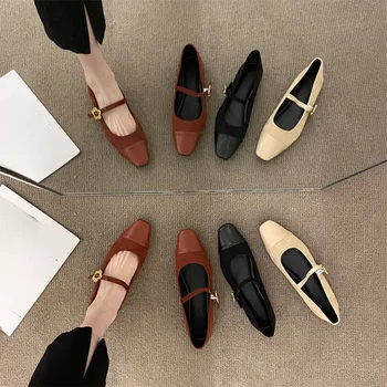 Ženske cipele ravnim cipelama s trga glavom, Nova moda 2023 godine, casual cipele i Mary Jane sa sitnim urezima, ženske cipele