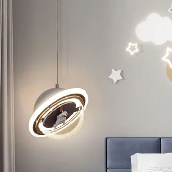 Led žarulja Ukrasni dizajn Pokretnim astronaut Crtani kreativna lusteri Raketa-satelit za spavaće sobe Rasvjeta za dječju sobu